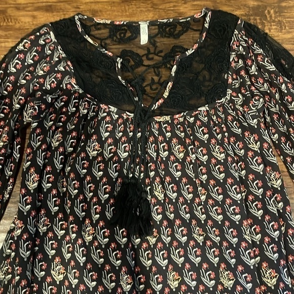 Free People Nomad Child Boho Black Floral Lace Detail Dress Tie Tassel neck xs - Picture 8 of 14